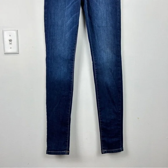 Guess High Rise Skinny Jeans - Picture 4 of 8